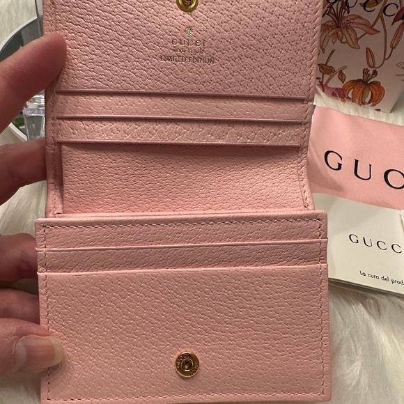 💗Limited Edition Pink Gucci Flora Wallet FULL INCLUSION💗 - Picture 4 of 7